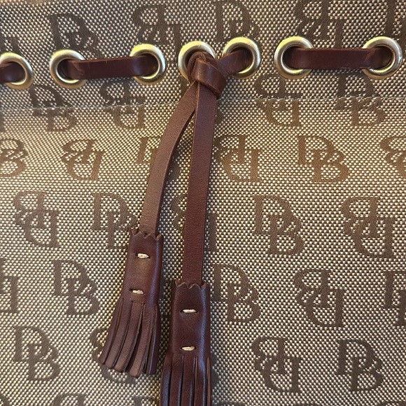 Dooney and Bourke bag. GUC!! - Picture 2 of 9
